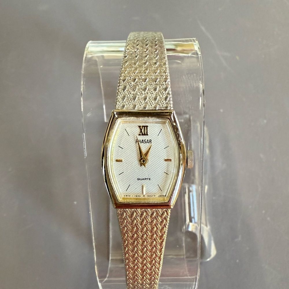 Vintage Sears Phasar Watch Womens Silver Tone Digital Quartz New Battery‎